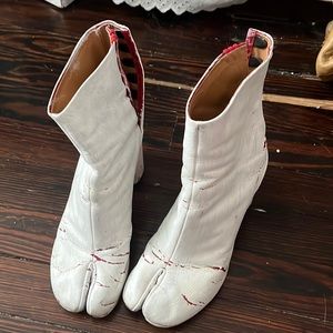 Margiela tabi boots